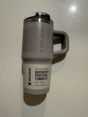 Stanley Gray Quencher ProTour Tumbler with Handle